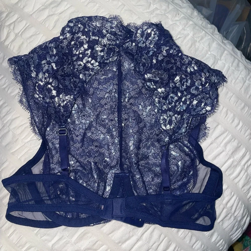 Victoria’s Secret Dream‎ Angels Unlined Demi Lace Bralette Navy
